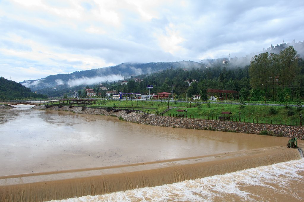01-Catakli River after heavy rain.jpg